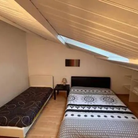 14 Personnes Piscine&spa Casa vacanze *