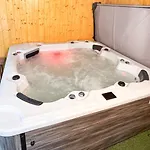 Hébergement de vacances -piscine & -14 Pers Jard-sur-Mer