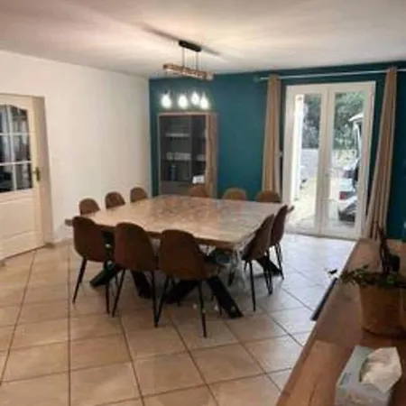 -piscine & -14 Pers Jard-sur-Mer