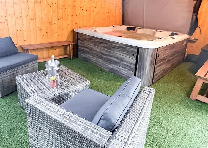 Prázdninový dům -piscine & -14 Pers *