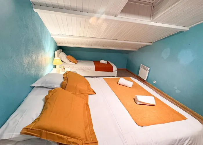 Prázdninový dům -piscine & -14 Pers *