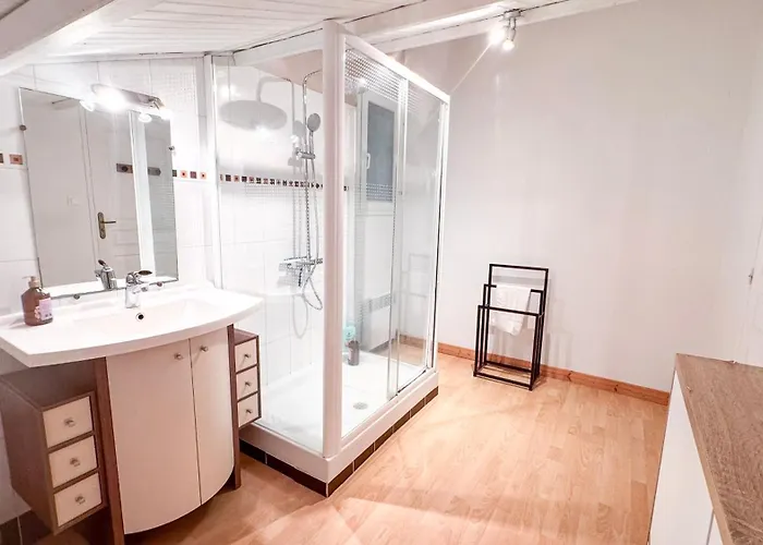 Prázdninový dům -piscine & -14 Pers